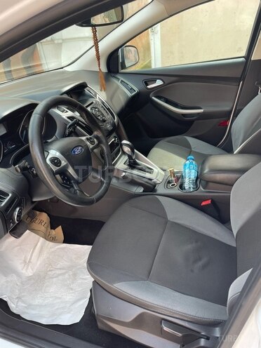 Ford Focus-3