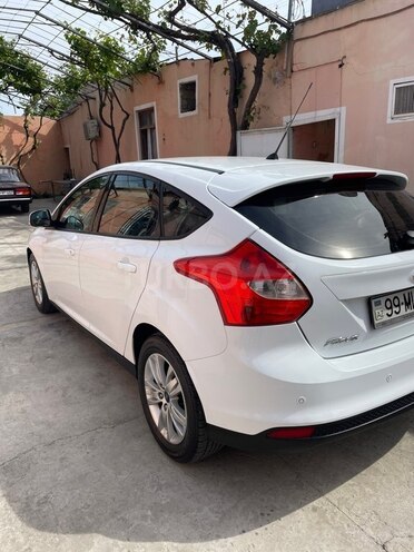Ford Focus-6