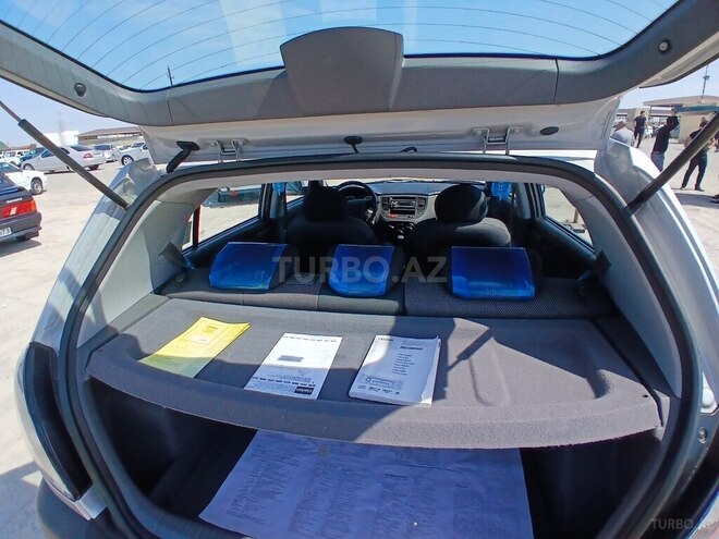 Kia Rio-6