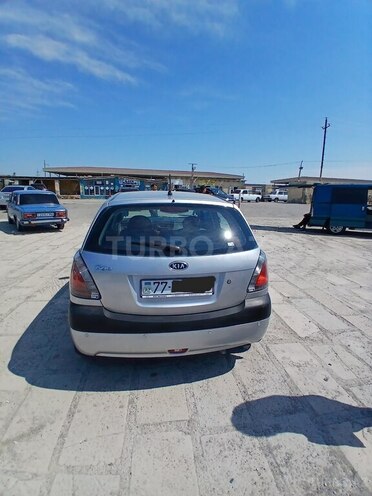 Kia Rio-3