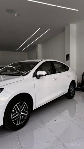 BYD Seal 05-12