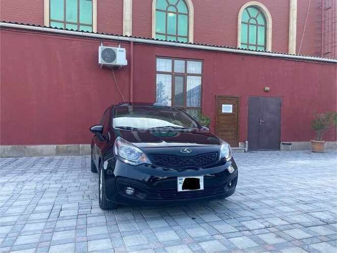 Kia Rio-7