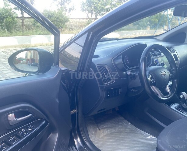 Kia Rio-21