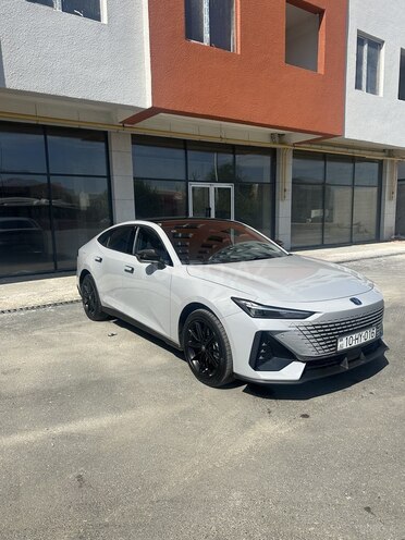 Changan Uni-V iDD-8