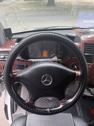 Mercedes Sprinter 516-8