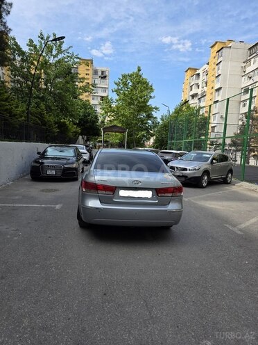 Hyundai Sonata-9