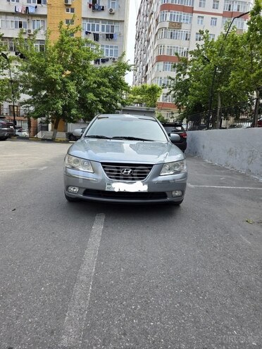 Hyundai Sonata-11