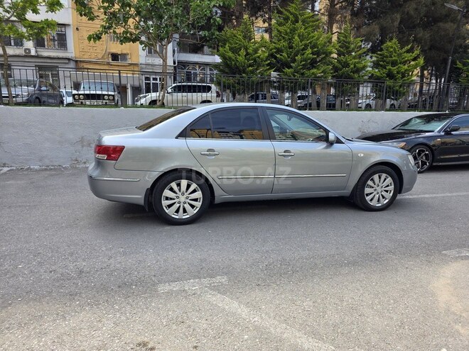 Hyundai Sonata-5