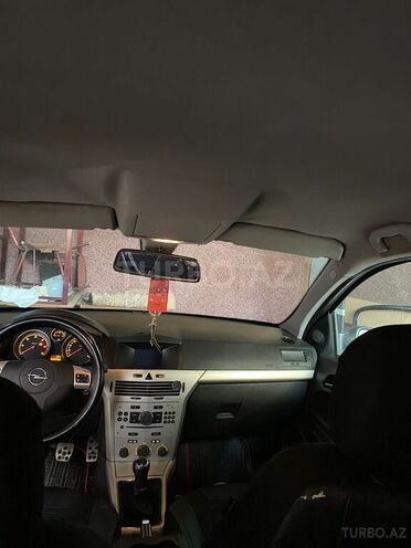 Opel Astra-10