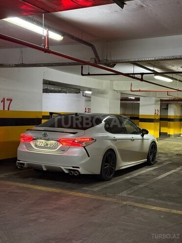 Toyota Camry-17