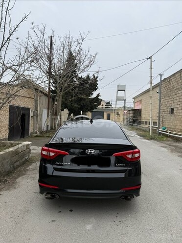 Hyundai Sonata-4