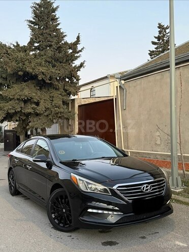 Hyundai Sonata-1