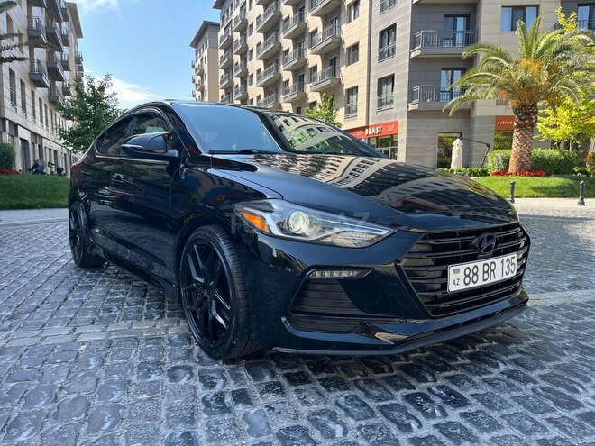 Hyundai Elantra-19