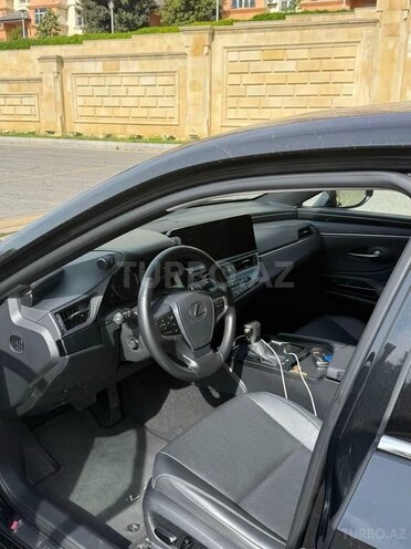 Lexus ES 300h-5