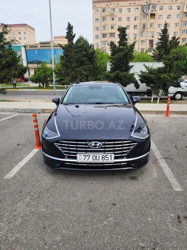Hyundai Sonata-2