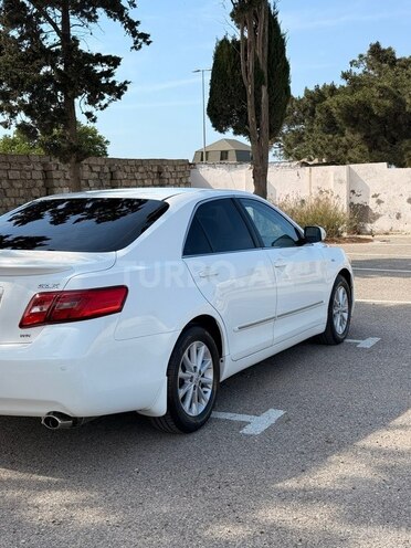 Toyota Camry-5