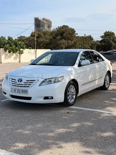 Toyota Camry-1