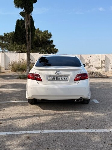 Toyota Camry-3