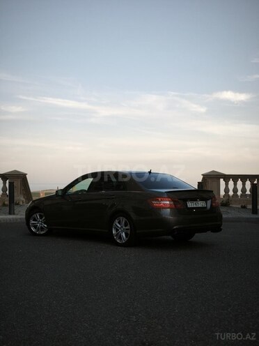 Mercedes E 350-3