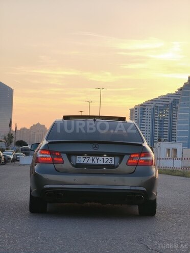 Mercedes E 350-8