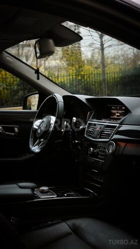 Mercedes E 350-17