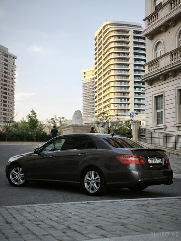 Mercedes E 350-4