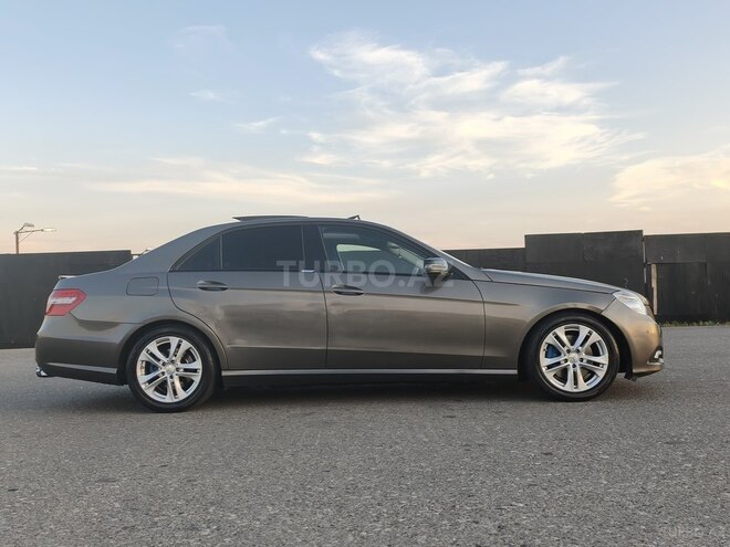 Mercedes E 350-12