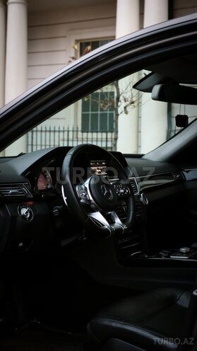 Mercedes E 350-19