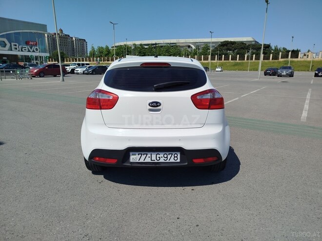 Kia Pride-5
