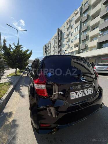 Nissan Note-7