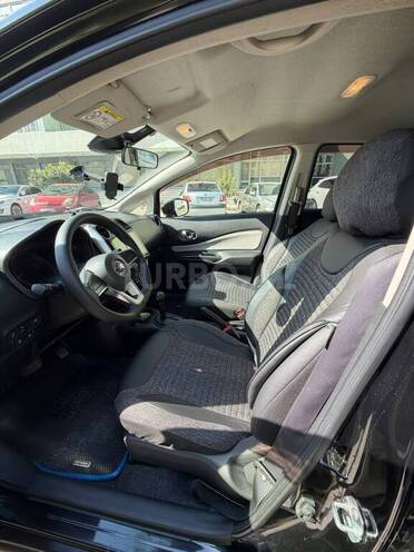 Nissan Note-15