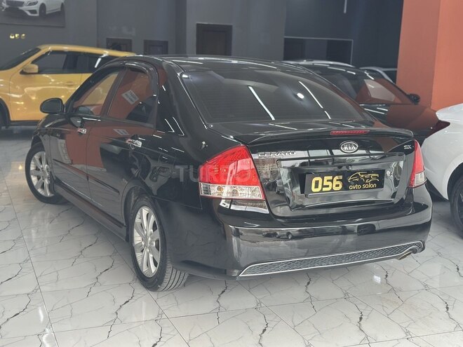 Kia Cerato-6