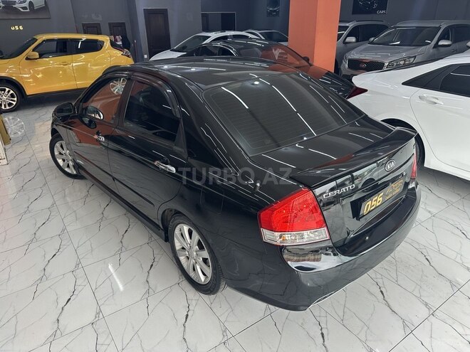 Kia Cerato-4