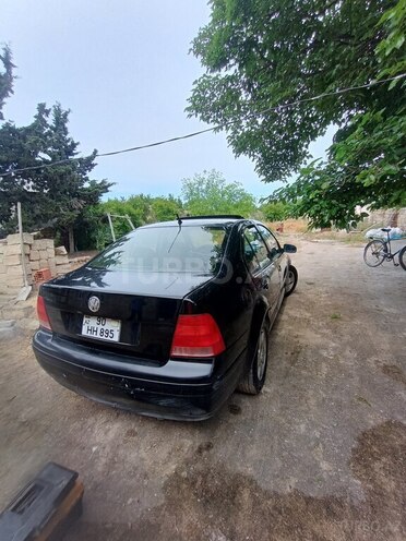 Volkswagen Jetta-3
