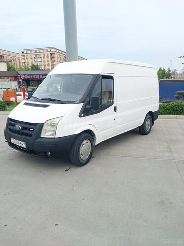 Ford Transit-1