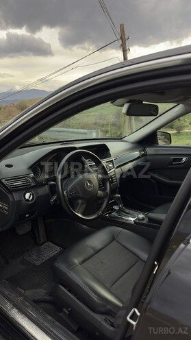 Mercedes E 220-9