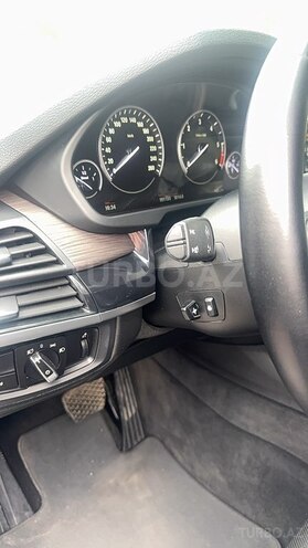 BMW X5-8