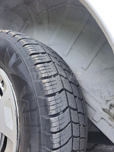 Ford Transit-17