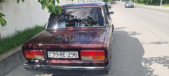 LADA (VAZ) 2107-2
