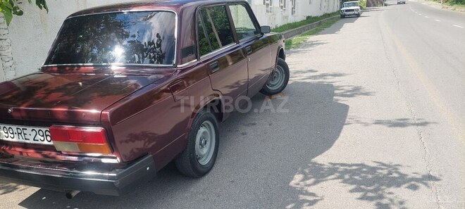 LADA (VAZ) 2107-4