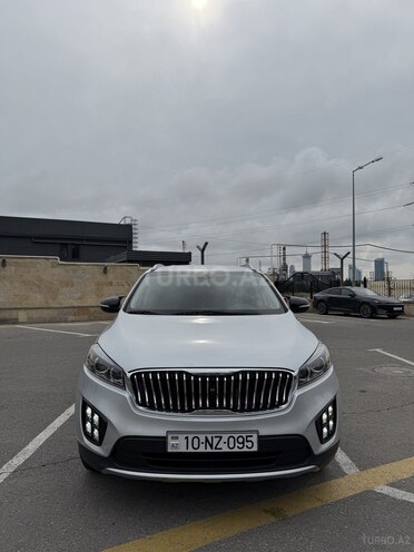 Kia Sorento-1
