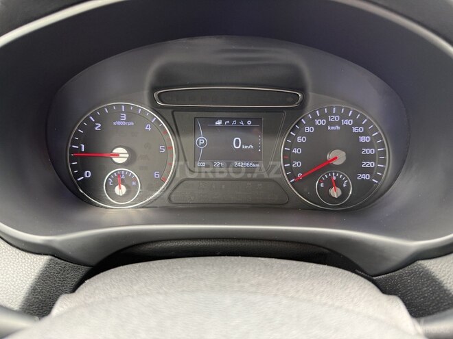 Kia Sorento-14