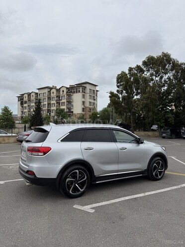 Kia Sorento-4