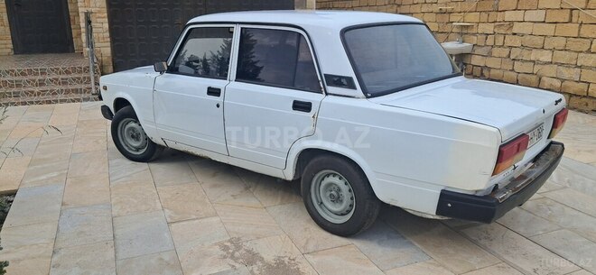 LADA (VAZ) 2107-4