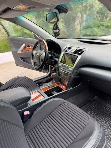Toyota Camry-6