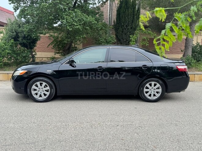 Toyota Camry-4