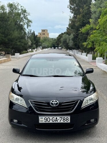 Toyota Camry-1