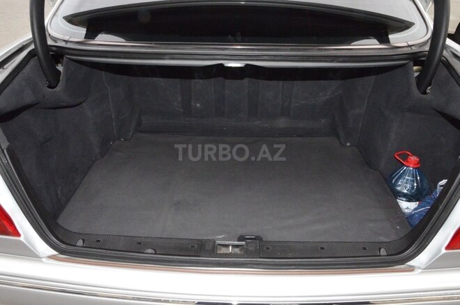 Mercedes E 240-10