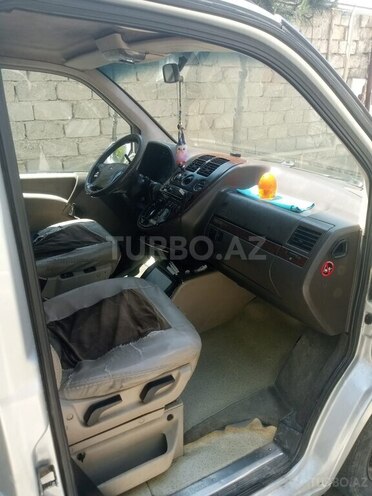 Mercedes Vito 112 CDI-9