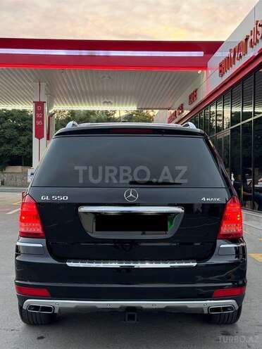 Mercedes GL 550 4MATIC-20